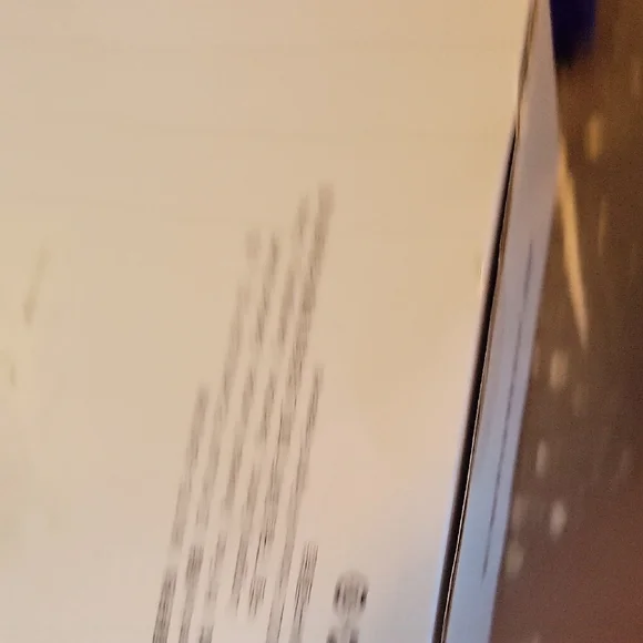 VR Device Display Stand with LED Lamp - Picture 3 of 4